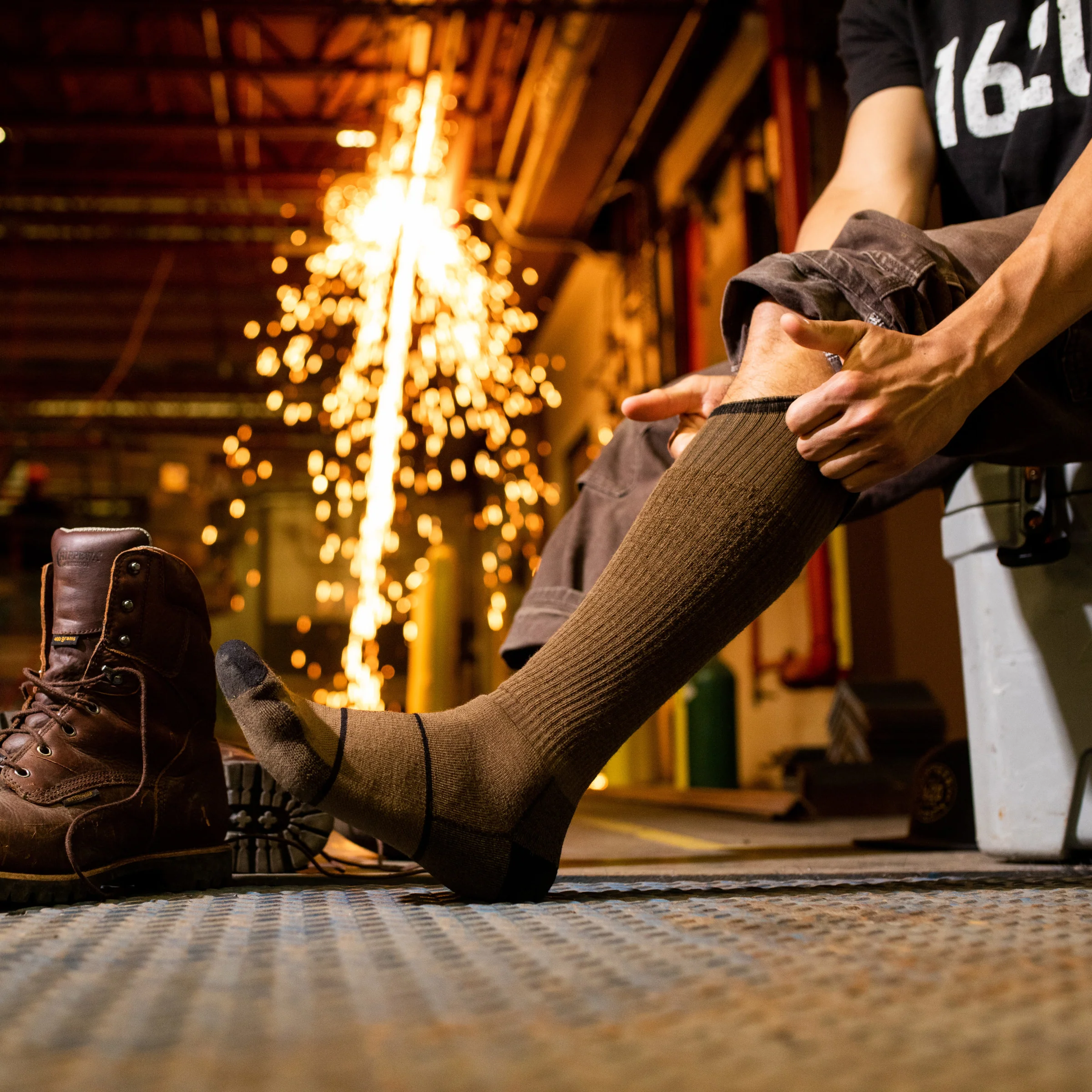 Men's Paul Bunyan Over-the-Calf  Midweight Work Sock - Image 5